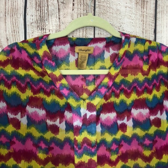 🔥5/$10🔥 Wrangler Pink Printed Aztec Top M - Picture 4 of 9